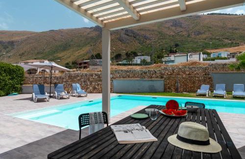 Castellammare del Golfo Villa | Nuova Villa a Scopello con piscina privata