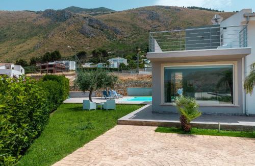 Castellammare del Golfo Villa | Nuova Villa a Scopello con piscina privata