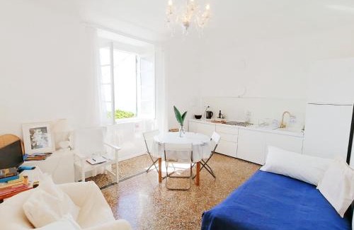 Pieve Ligure Apartment | Nuovo bilocale frontemare per 2