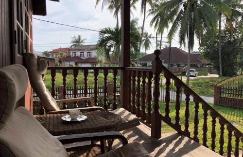 Kampung Bukit Tok Beng House | Nuruls Homestay