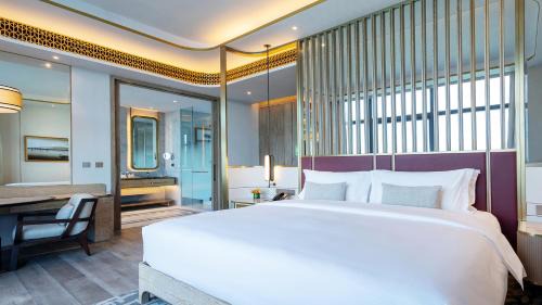 Cebu Hotel | NUSTAR Hotel Cebu