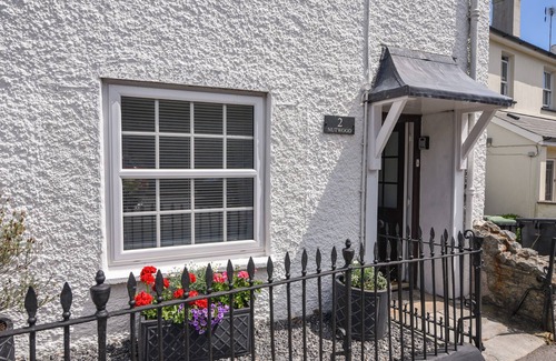 Charmouth Cottage | Nutwood