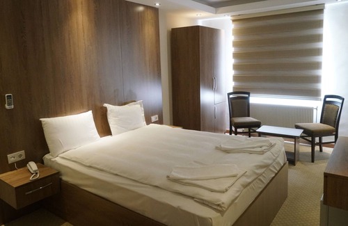 Buyukcekmece Hotel | NY World Hotel