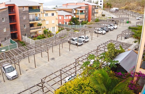 Plateau-Caillou Apartment | NYMPHEAS APARTMENT, sea view