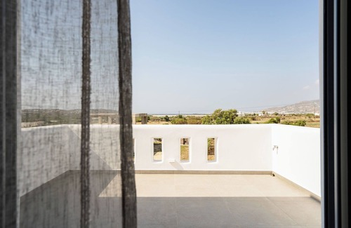 Agia Anna Villa | Nymphée - Harmonia 4 Bedroom Villa with Private Pool, Naxos