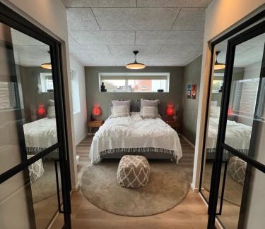 Norresundby House | Nyt hus fra 2022 med jungle vibe