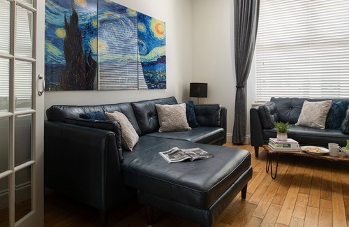 Llanrwst Cottage | NYTHFA, pet friendly, luxury holiday cottage in Llanrwst