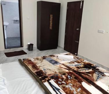 Kodaikanal House | O 2 -Residency 5 BHK -Yogi Cottage