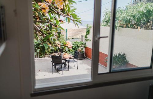 Porto da Cruz House | O Clube