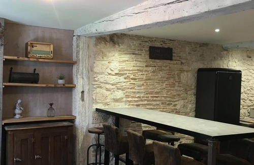 Issigeac Cottage | Ô Coeur d'Issigeac, spacious loft of the 15th century.