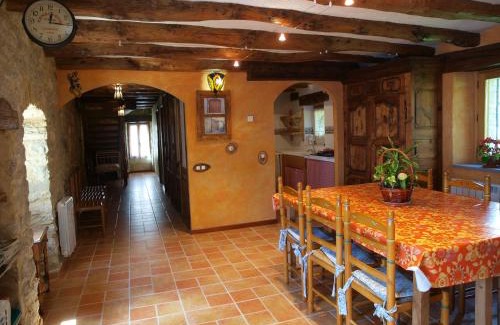 Sabinanigo Alto House | O´Porron