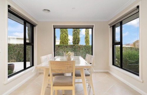 Llanarth House | O'Reilly Residence - Spacious & Cosy 4 Bedroom Home