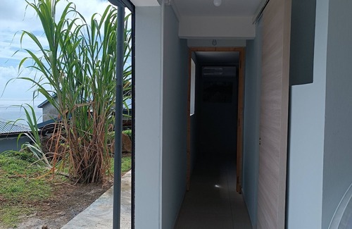 Capesterre-Belle-Eau House | O'Romarin on the road to the Carbet Falls, close to seas and rivers