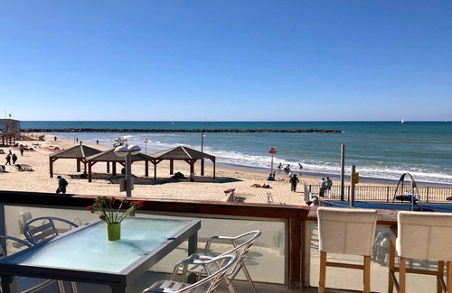 Old North Villa | Oַ&O Group- 3BRAn Authentic Family Beach Villa- Prime Locatiom Tel-Aviv