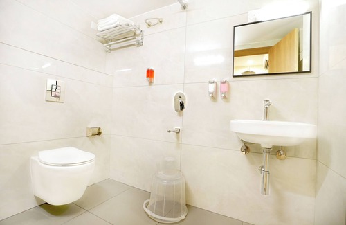 Kondapur Hotel | Oak Business Hotel