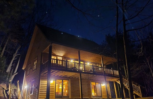 Sturgeon Bay Cabin | Oak cabin one bedroom