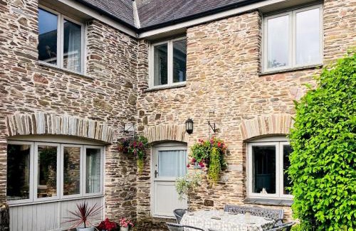 Chillington House | Oak Cottage