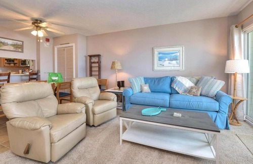 Caswell Beach House | Oak Island Beach Villa 107- Stars & Seas