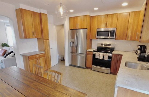 Mount Pleasant House | Oak St. Oasis Summary