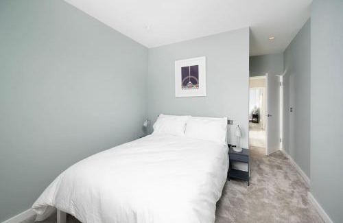 Childs Hill Apartment | Oak Tree Lodge