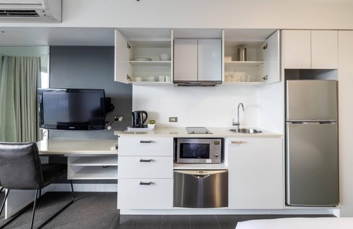 South Townsville Apartment | Oaks Townsville Hotel