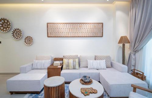 Jumeirah Village Circle Apartment | Oasis by Tarrab