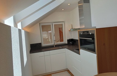 Berg/Monte Apartment | Oberberghof - vacation apartment in Eppan Berg with terrace, garden and organic swimming pond