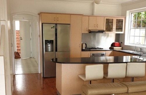 Port Lincoln House | Ocean 26 - Absolute Waterfront!