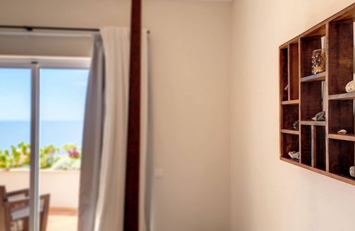 Sao Goncalo House | Ocean 59 by LovelyStay