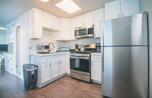 Ocean Beach Condo | Ocean Beach 1br Sunny Getaway
