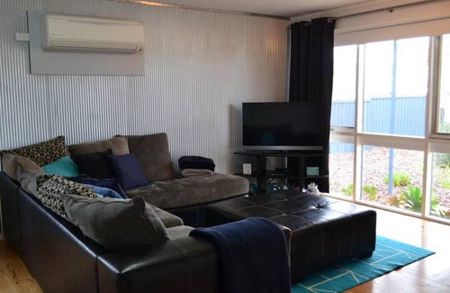 Moonta Bay House | Ocean Breeze