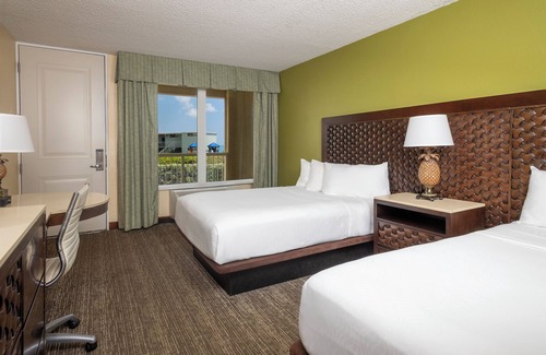 Central Beach Hotel | Ocean Breeze Inn Vero Beach