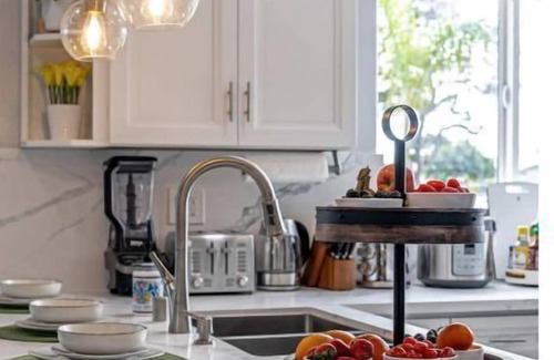 Lincoln Acres House | Ocean Breeze, Newly Remodeled, Playroom