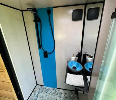 Mallacoota Apartment | Ocean Breeze Tiny House - Ocean and Lake View