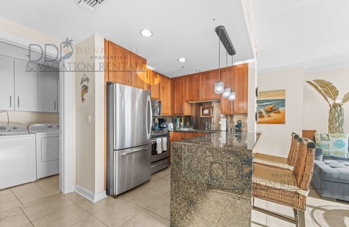 Biloxi Condo | Ocean Club #403 Enjoy panoramic views of the Gulf!