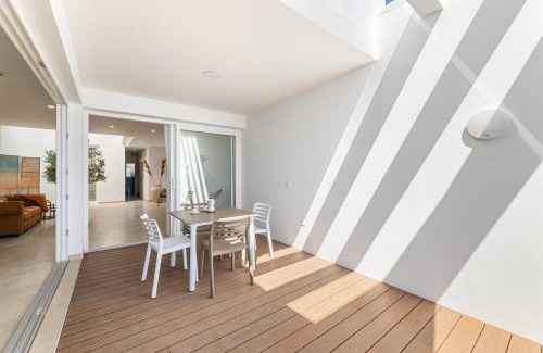 Arrieta Apartment | Ocean Confort PB by Escape Home