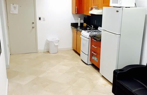 South of Fifth Condo | OCEAN Dr, Steps to Beach, POOL APT. 1/1, WITH PARKING PERMIT and CITY APPROVED.