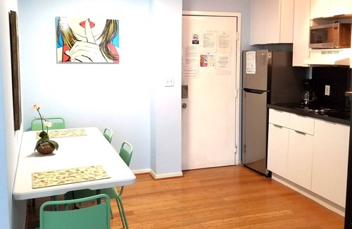 Flamingo/Lummus Apartment | *OCEAN DRIVE BEACH PAD*