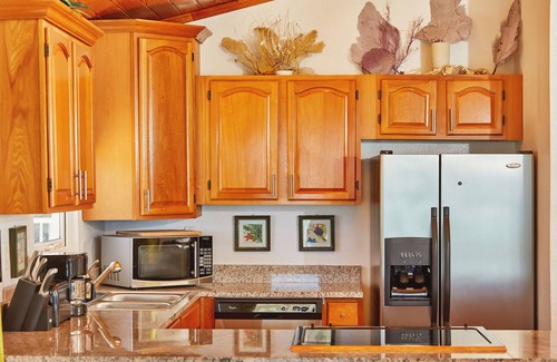 West End House | Ocean Front 3 Bedroom Villa in West Grand Bahama Island