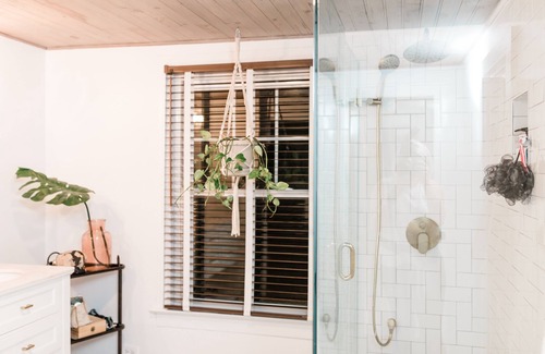 Neptune Beach House | Ocean Front Beach Cottage