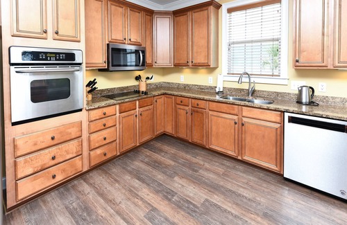 Inlet Harbour House | Ocean-front, heated pool, elevator, pet-friendly, sleeps 18