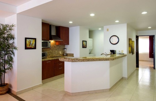 Nuevo Vallarta Condo | Ocean Front One Bedroom Condo at Villa Magna 7th Floor Bldg 3