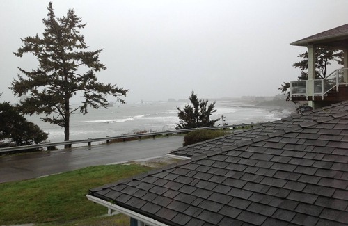 Crescent City North House | Ocean Front-Pebble Beach Drive-Spectacular View! 2BR/2BA +Add-on, Crescent City