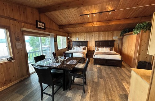 Ketchikan Cabin | Ocean Front Property with Beach Access