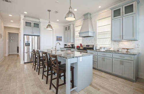 Ocean Springs House | Ocean Front Serene & Rejuvenating Home on the Gulf