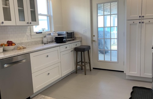 Ocean Bluff-Brant Rock House | Ocean Front With Panoramic Views - Walk to the Beach and Town!