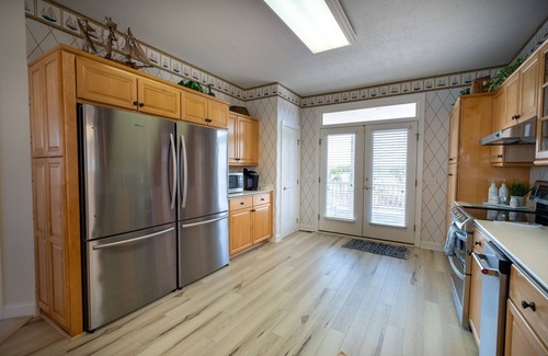 Sunset Beach House | Ocean Isle Beach-Oceanfront & sound side home on gated West End -sleeps 20