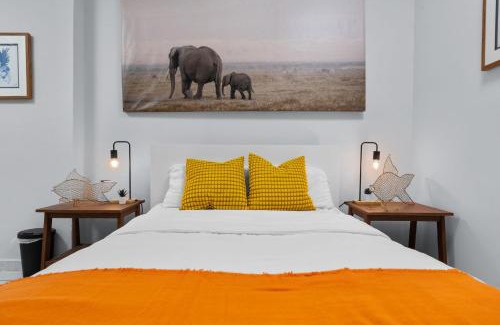 Parque Apartment | Ocean Park Studio Steps to beach Keyless entry