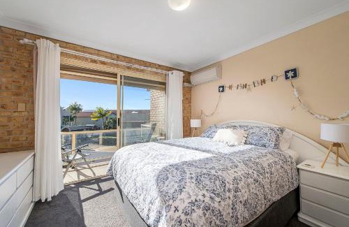 South West Rocks Villa | Ocean Shores 2 South West Rocks - No Sheets or Towels provided