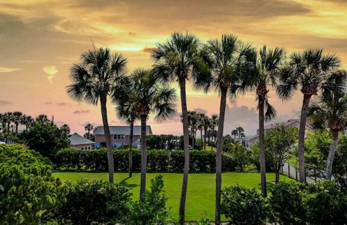 St. Augustine Beach Apartment | Ocean Song, 802 A1A Beach Blvd.